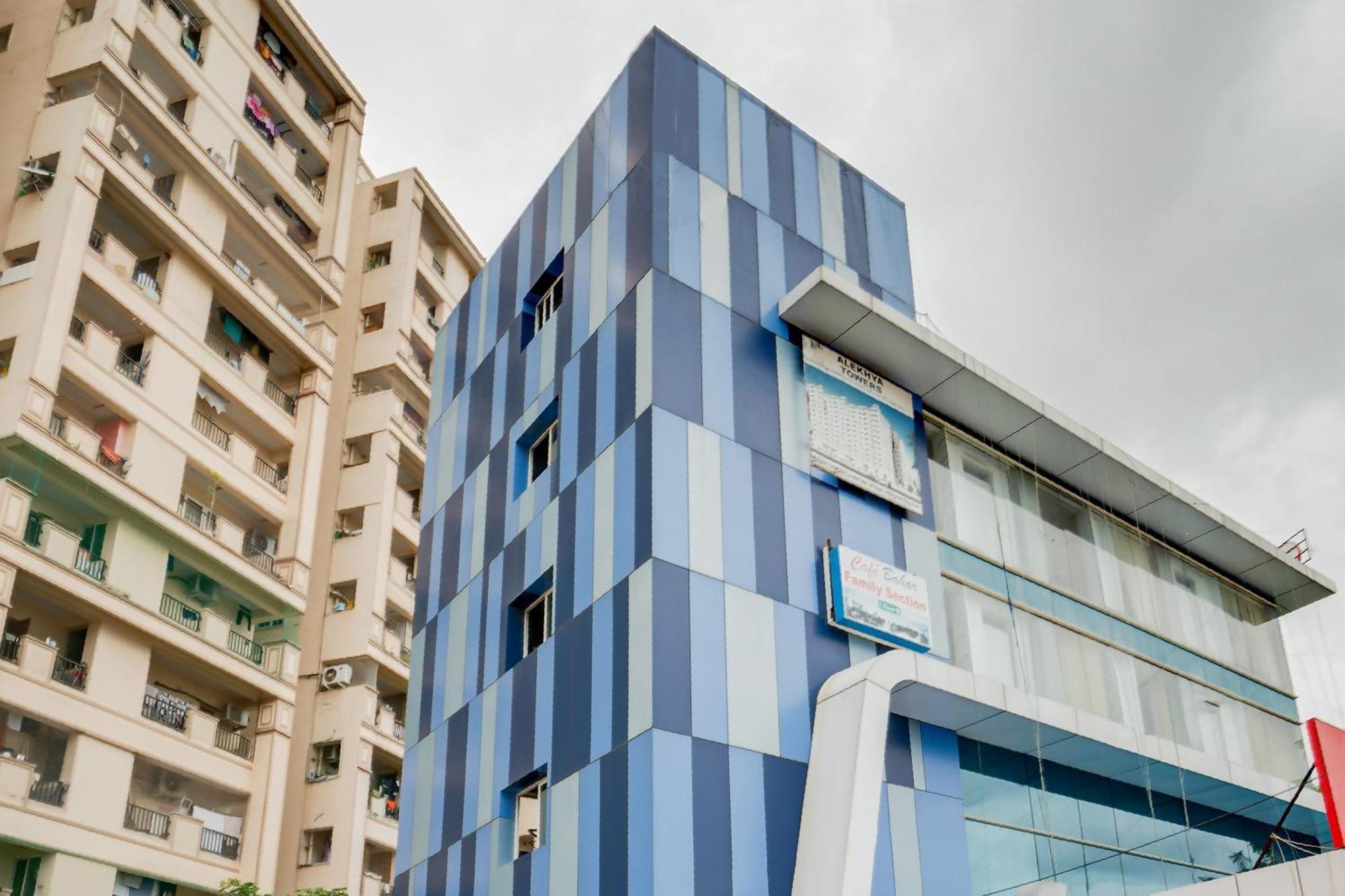 Hotel O Alekhya Residency Cafe Bahar Sururnagar Esterno foto